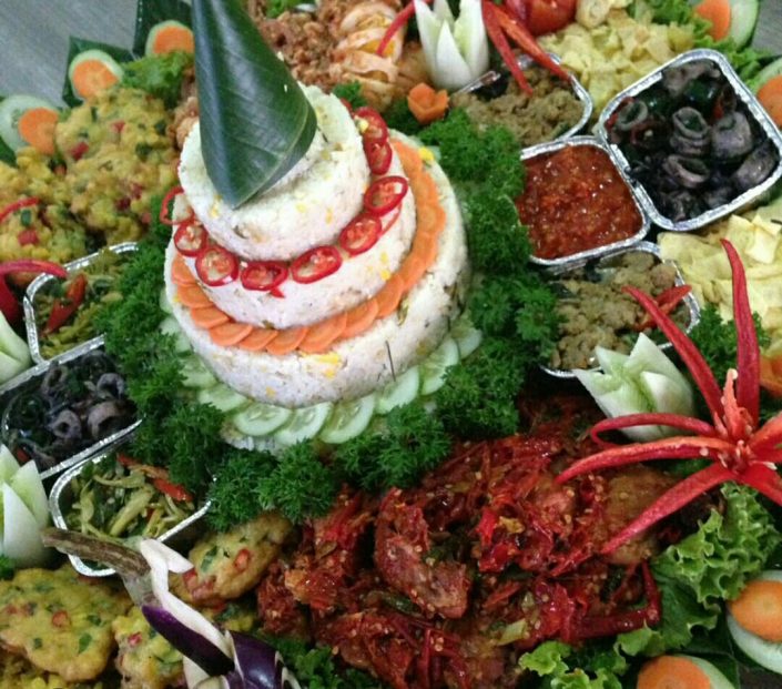 Nasi Tumpeng Family Catering Services