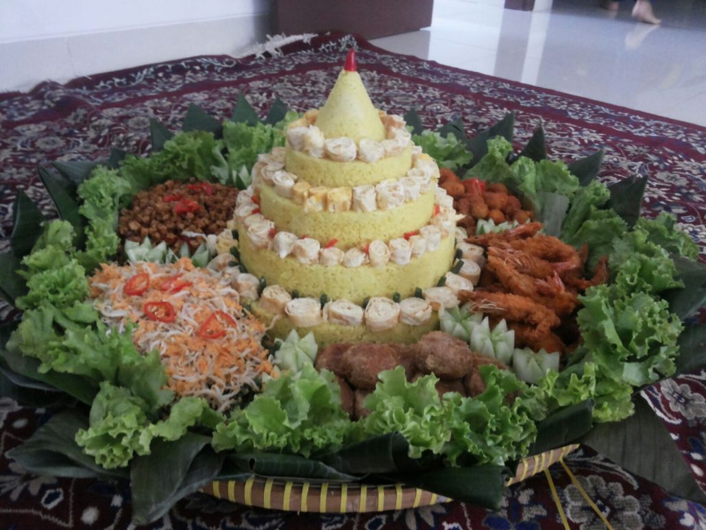 Nasi Tumpeng Family Catering Services
